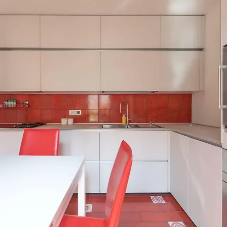 Central Trevi Luxury Penthouse