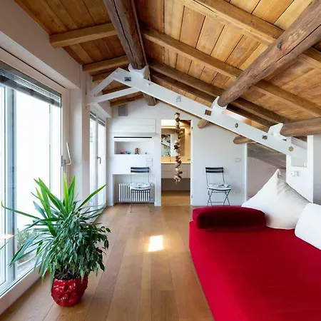 Apartman Central Trevi Luxury Penthouse