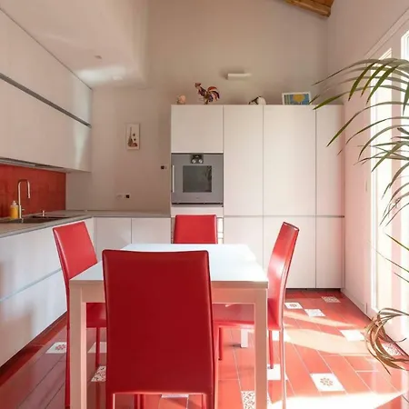Central Trevi Luxury Penthouse