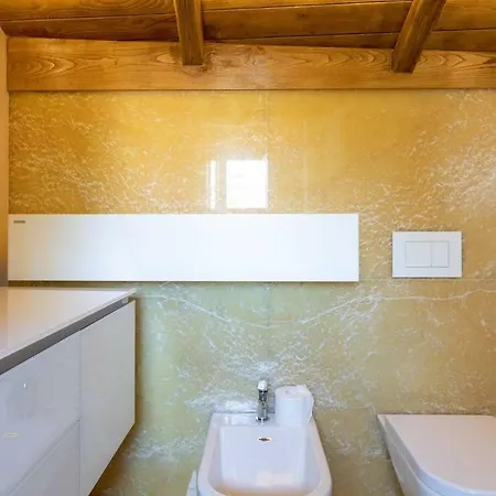 Central Trevi Luxury Penthouse